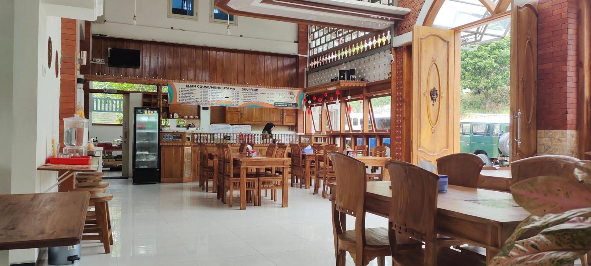 Harmony Resto&Homestay Lambangkuning Esterno foto